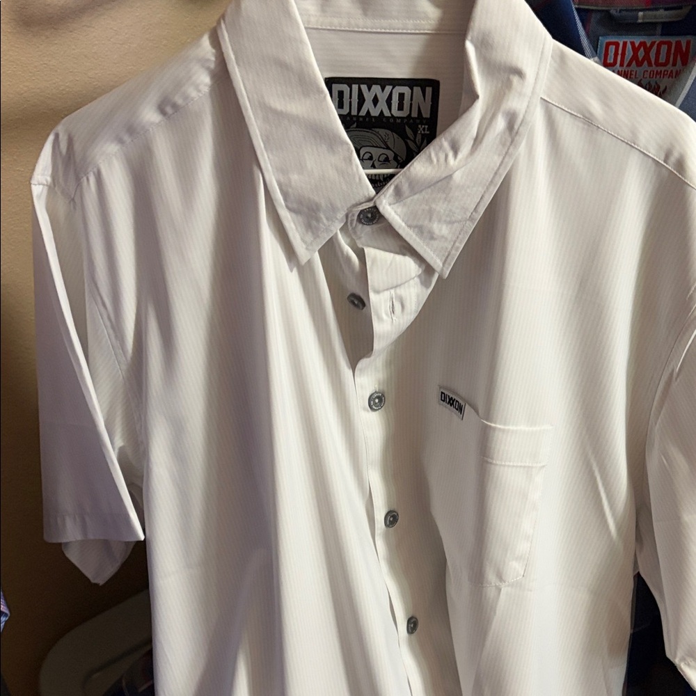 DIXXON Classic White Men's Button Down Shirt